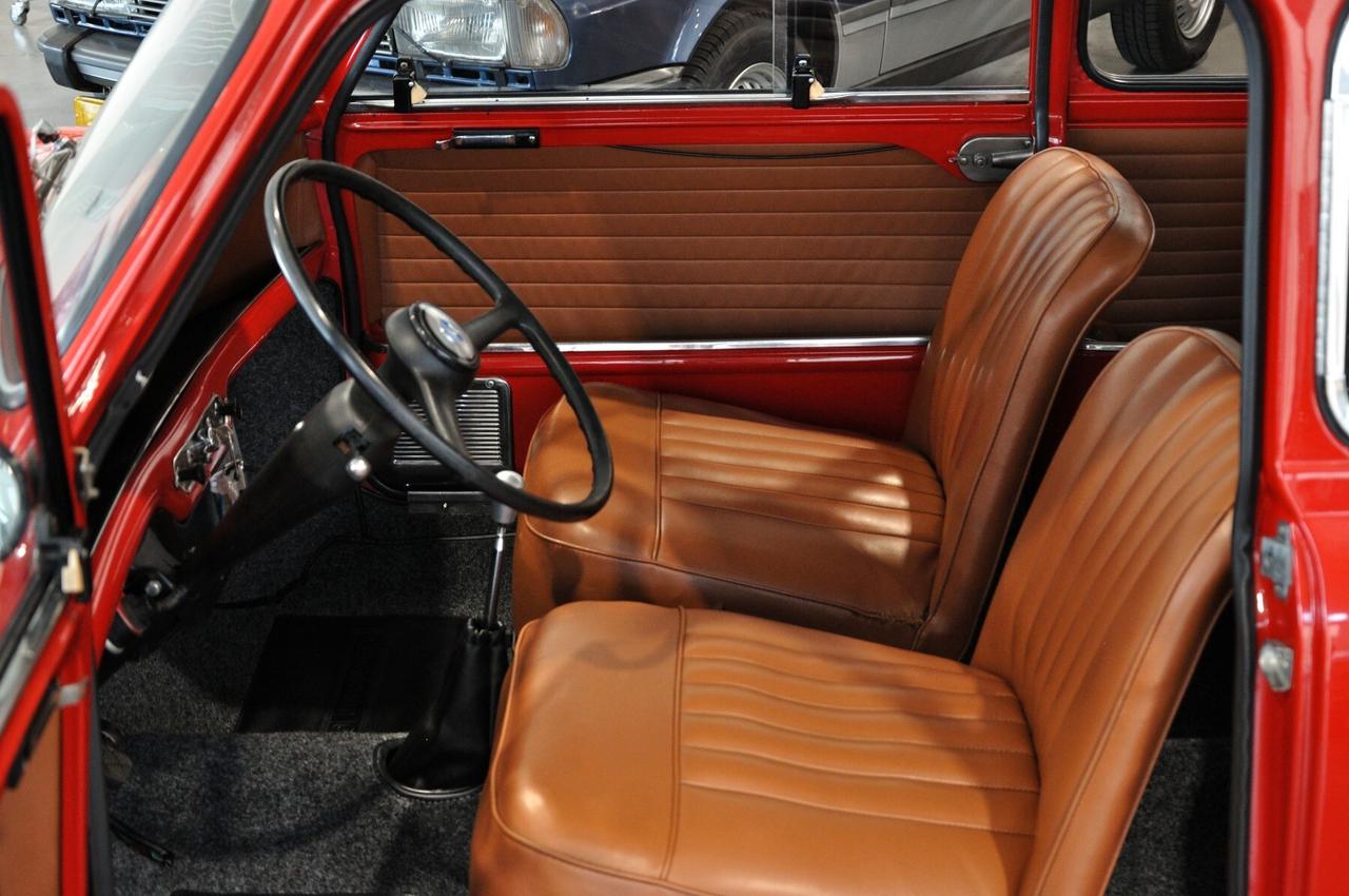 Innocenti Mini replica Morris Cooper S 1275
