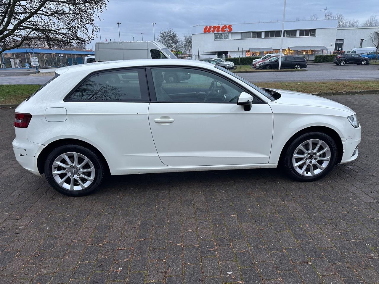 AUDI A 3 1,6 TDI NEOPATENTATI
