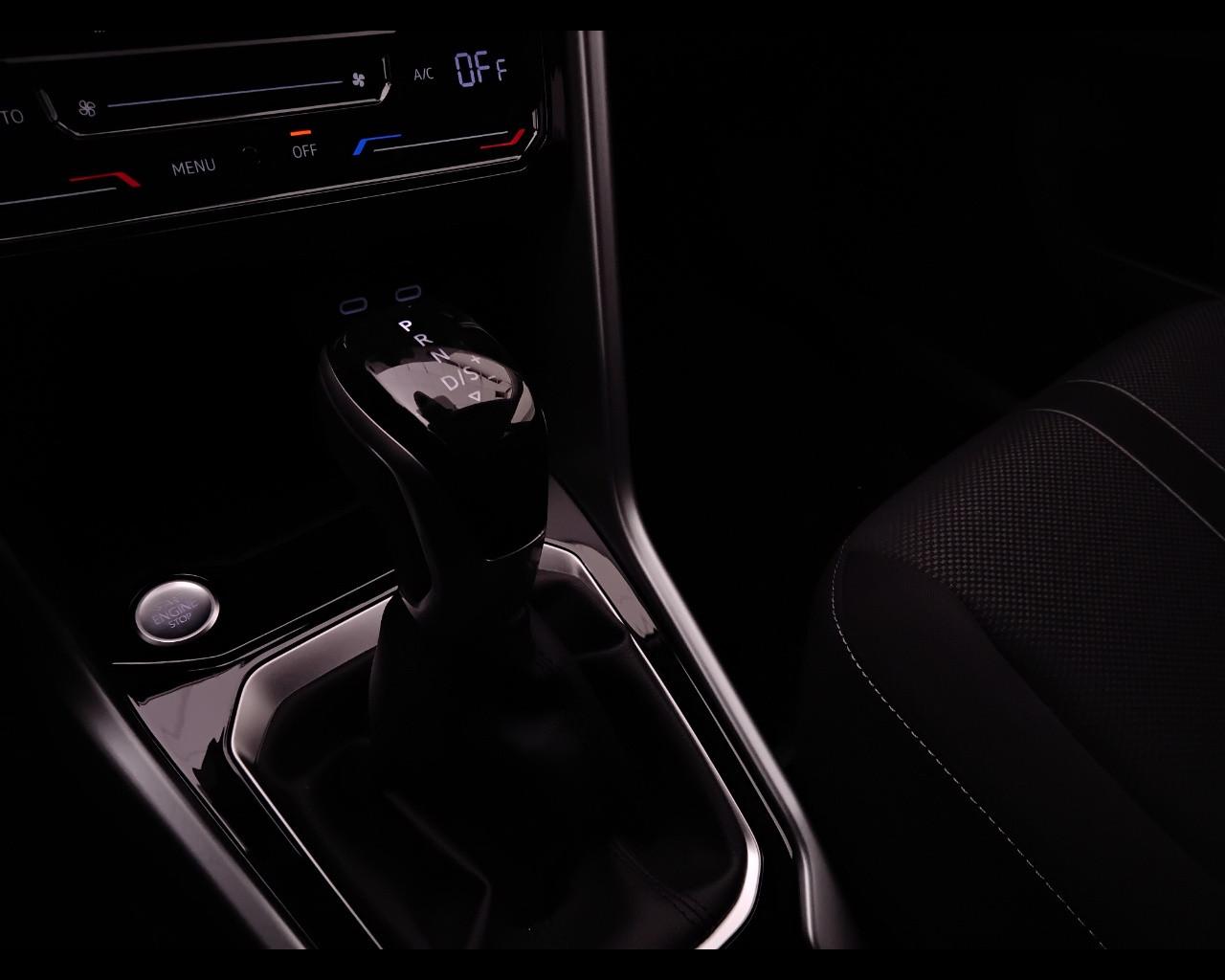 VOLKSWAGEN T-Roc 2022 - T-Roc 1.5 tsi Edition Plus dsg