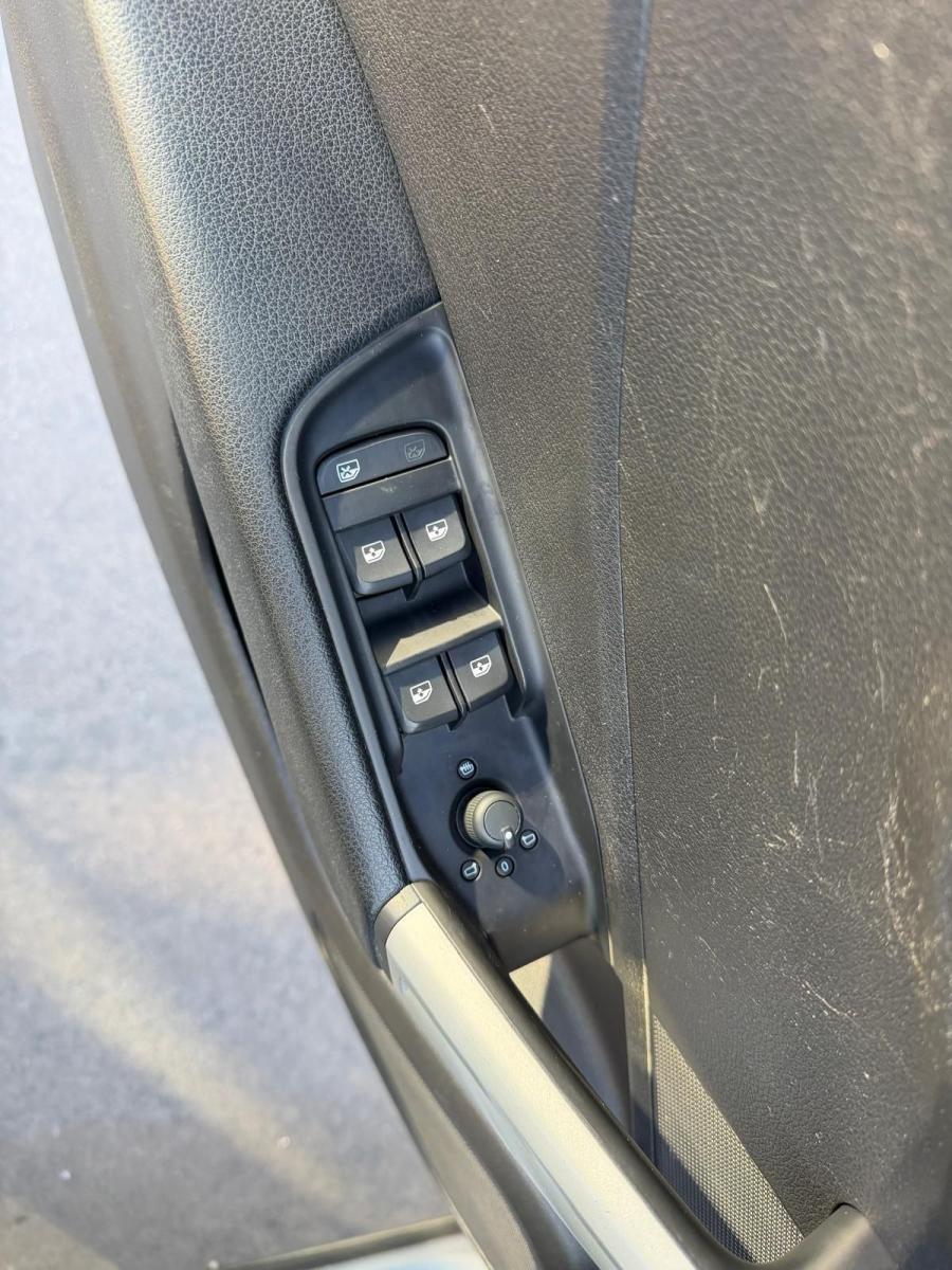 AUDI - Q2 - 1.6 TDI Business