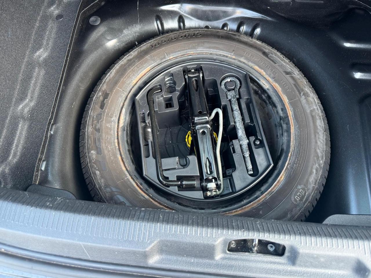 Peugeot 207 1.4 BENZ 5P UNIPRO SOLO 64000 KM - 2012