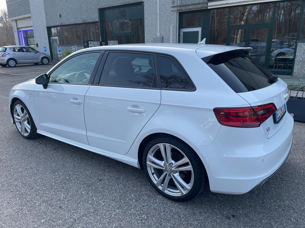 Audi A3 2.0 TDI 184 CV clean diesel quattro*S-line*Automatik*