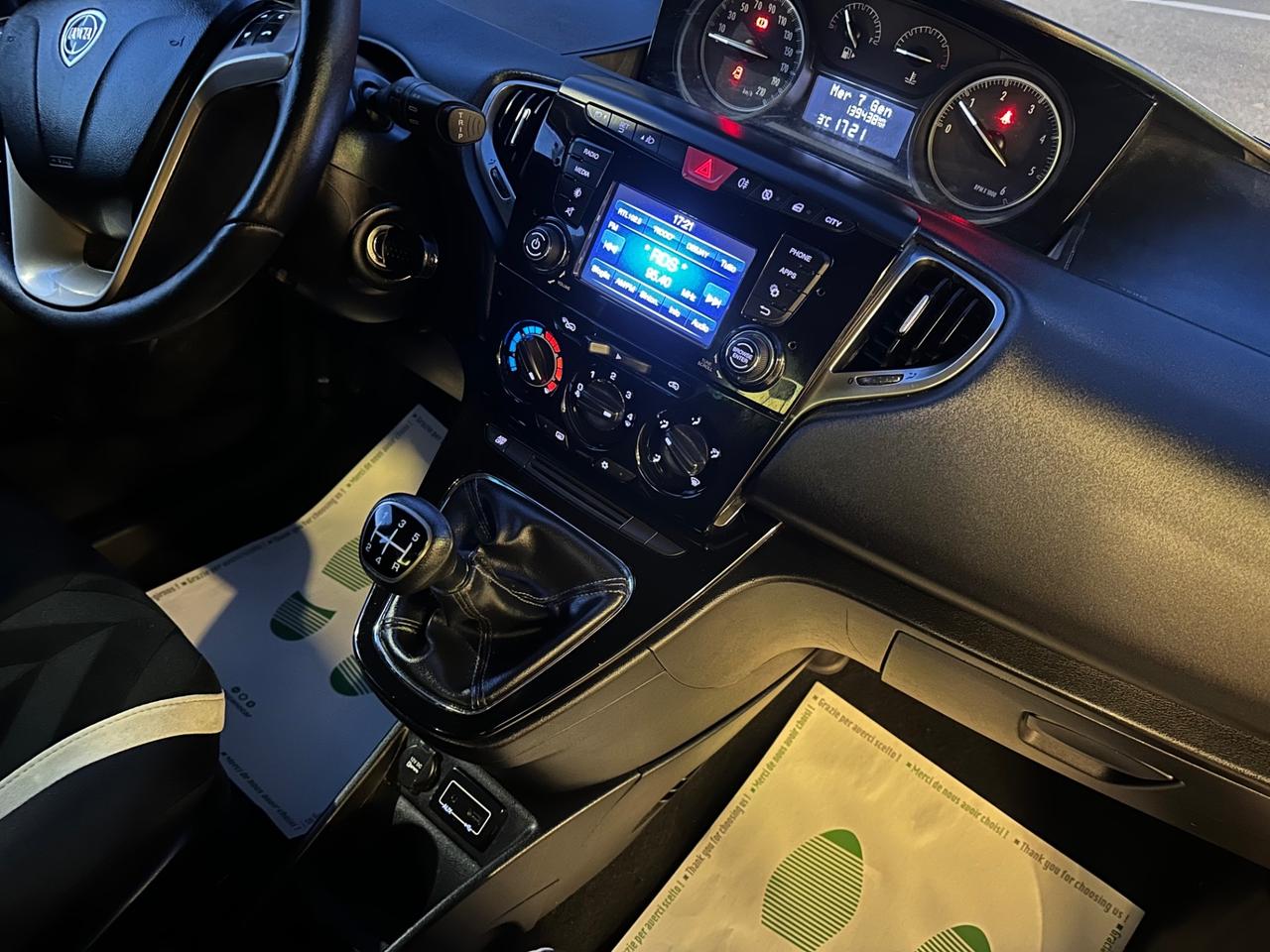 Lancia Ypsilon 1.3 MJT 16V 95 CV 5 porte S&S Silver