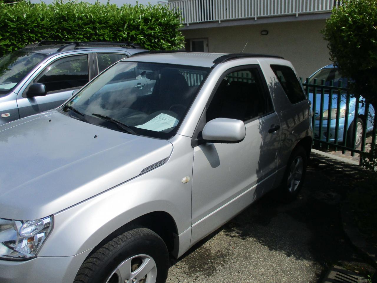 Suzuki Grand Vitara 1600 benz 4x4