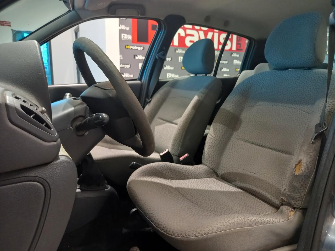 Renault Clio 1.5 dCi 68CV 5 porte MOTORE NUOVO. GARANZIA