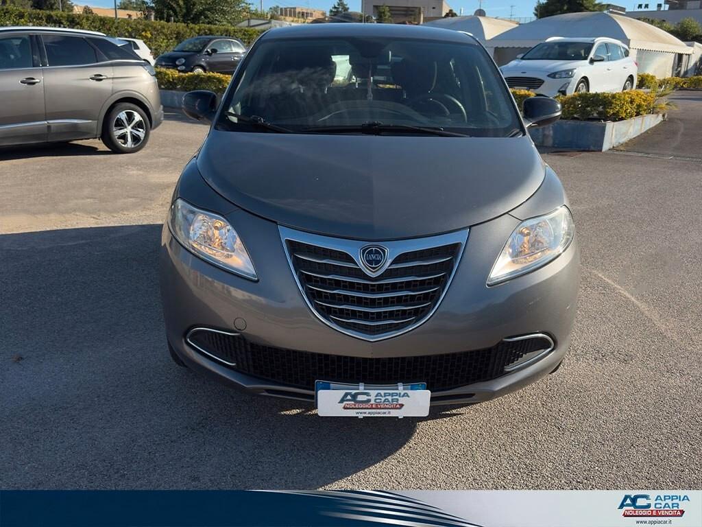 Lancia Ypsilon 1.2 69 CV 5 porte GPL Ecochic Gold