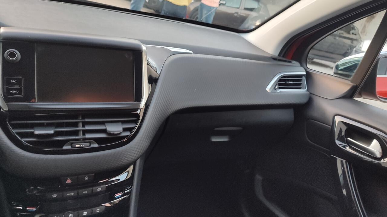 Peugeot 208 BlueHDi 75 5 porte Allure