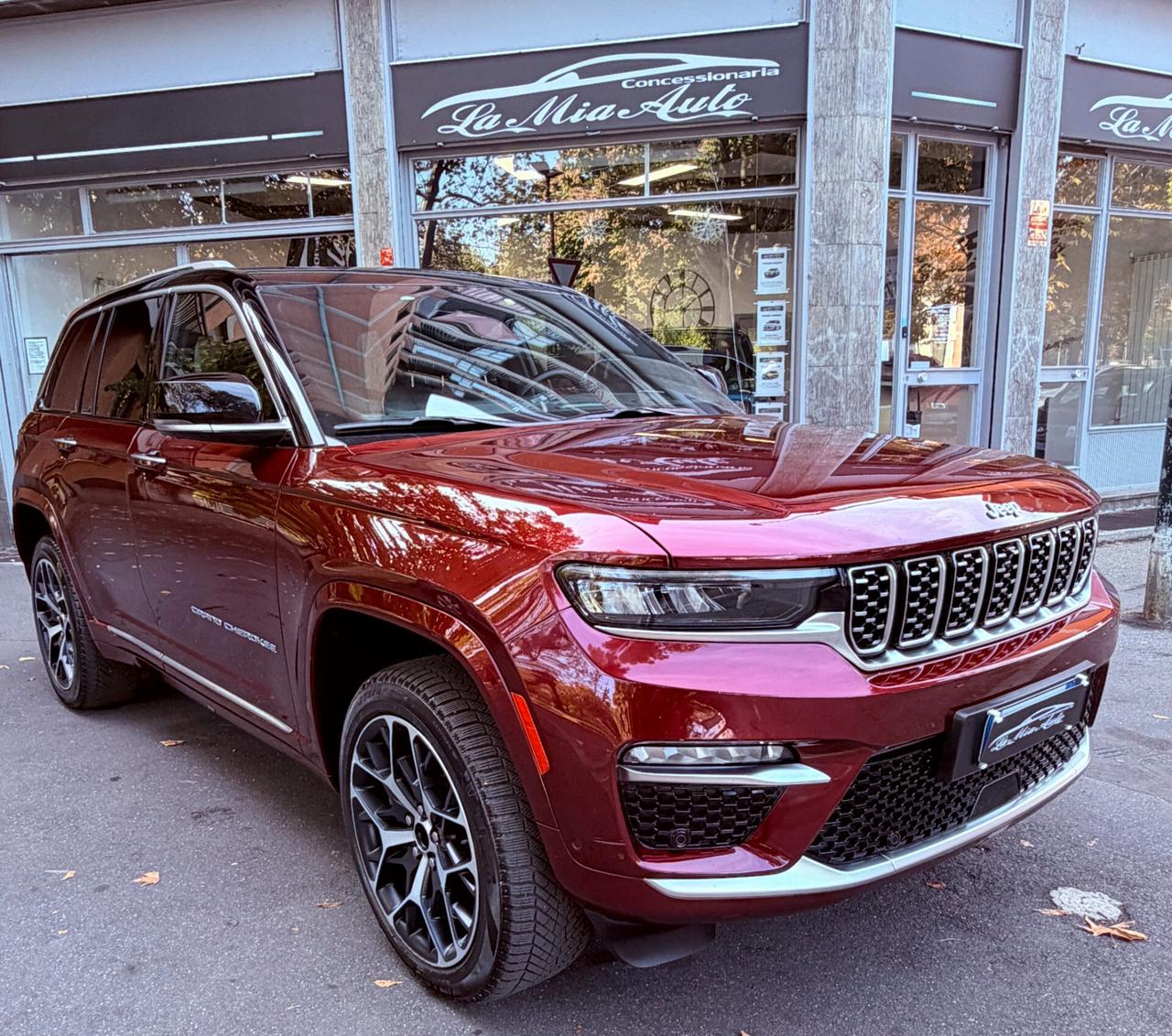 Jeep Grand Cherokee SUMMIT RESERVE