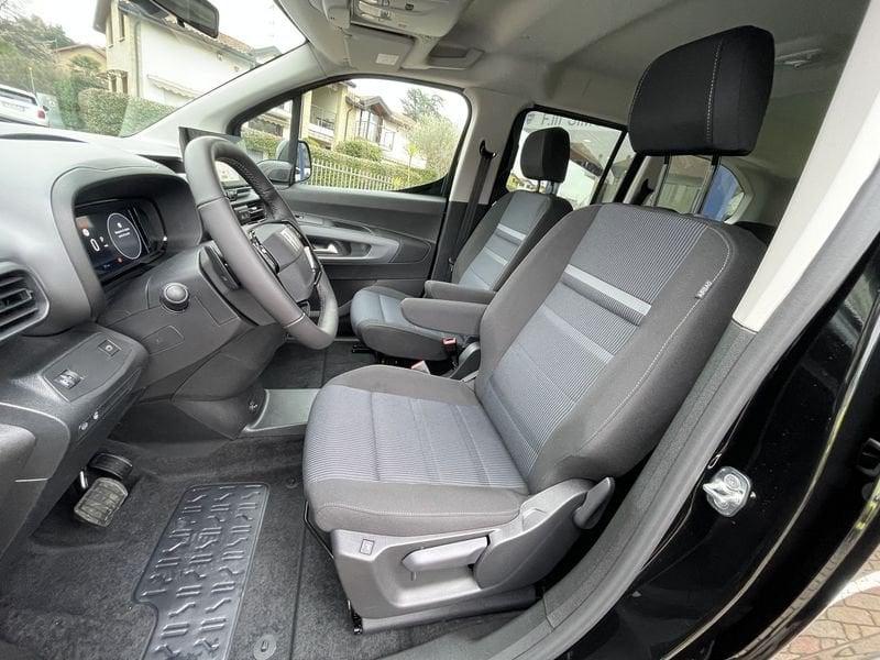 FIAT Doblò Passo Lungo 1.5 d Doblo 130cv auto 7p.ti - KM0