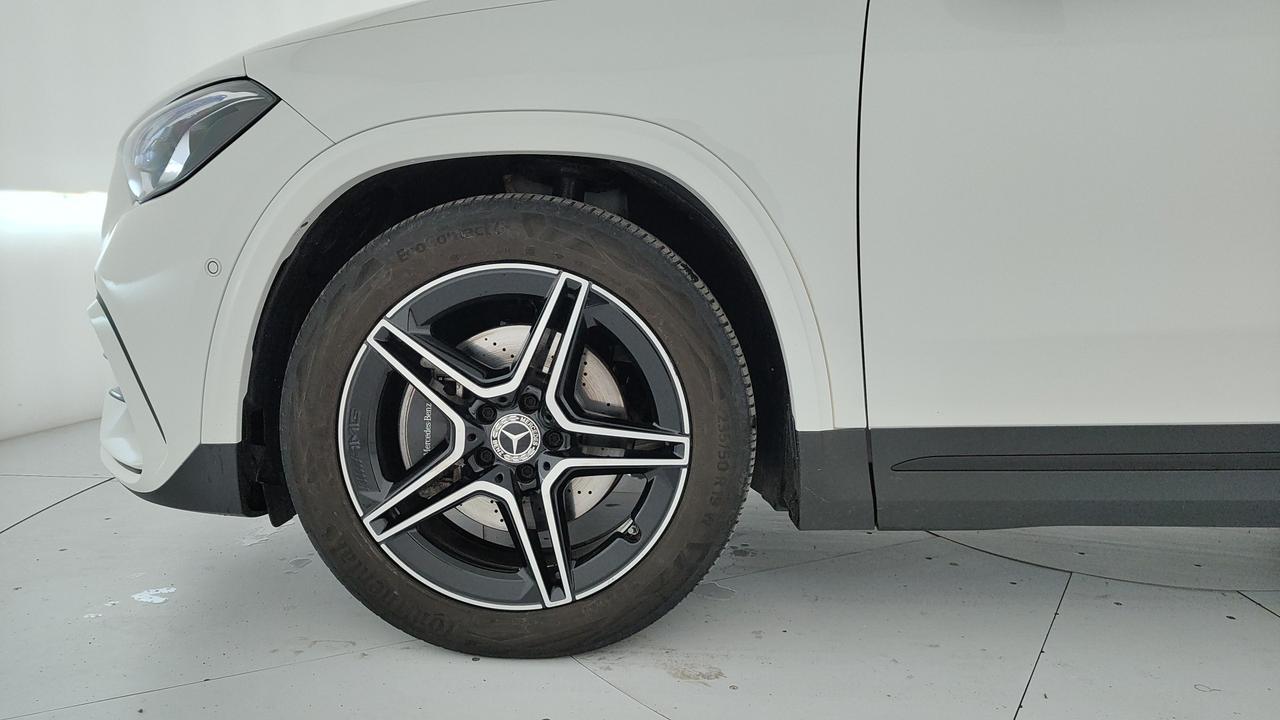 Mercedes-Benz GLA-H247 2023 - GLA 200 d AMG Line Premium 4matic auto