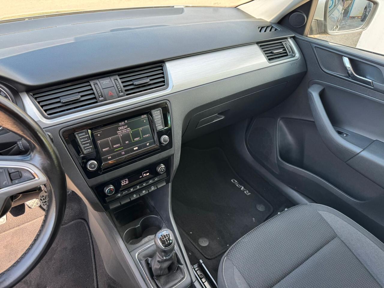 Skoda Rapid 1.6 TDI 115 CV Design Edition