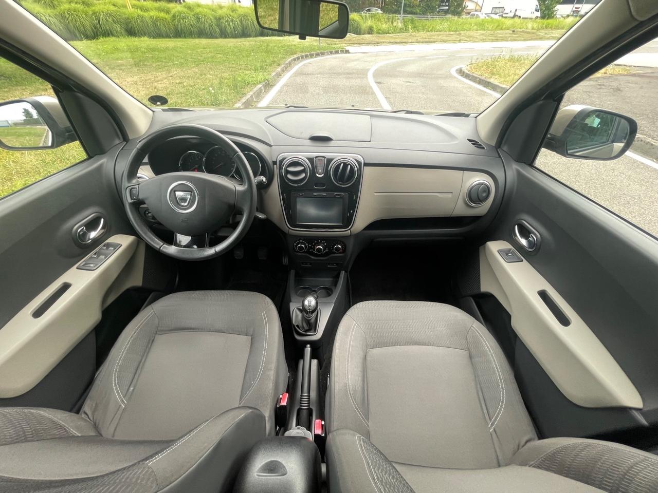 Dacia Lodgy Dacia Lodgy, euro 5b, anno 2013, 7 posti, 137.000 km!
