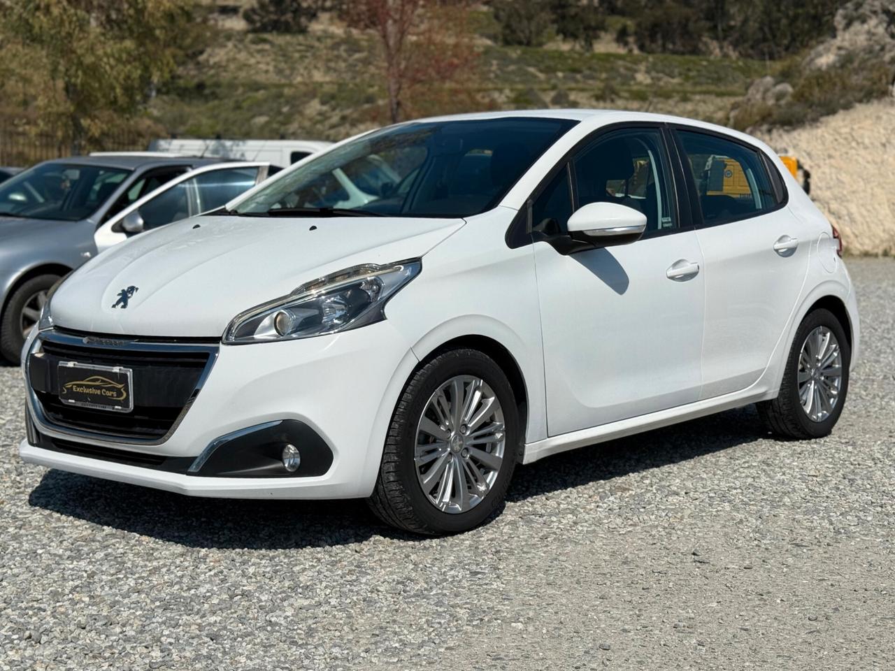 Peugeot 208 BlueHDi 100 S&S 5 porte Signature