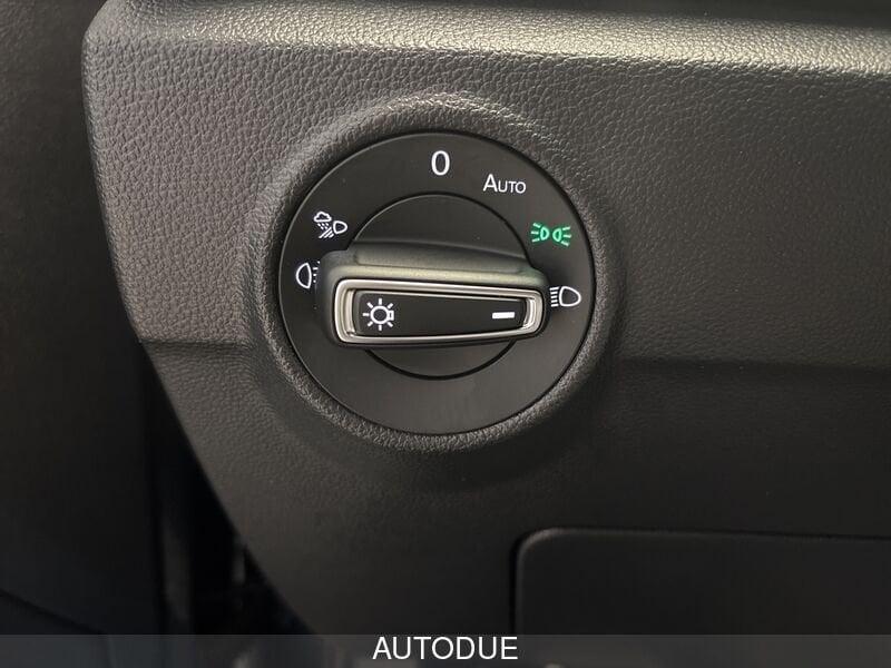 Volkswagen T-Roc 1.5 TSI ACT R-LINE DSG 150 CV