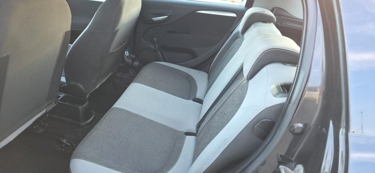 Fiat Punto 1.3 MJT II 75 CV 5 porte Easy neopatentati