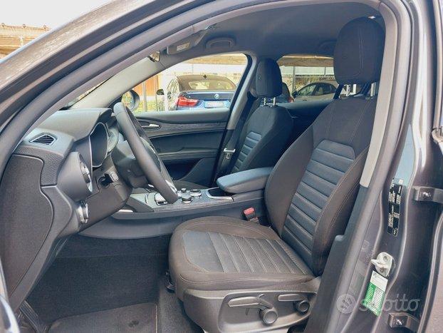 Alfa Romeo Stelvio 2.2 160 CV AT8 Business - 2021