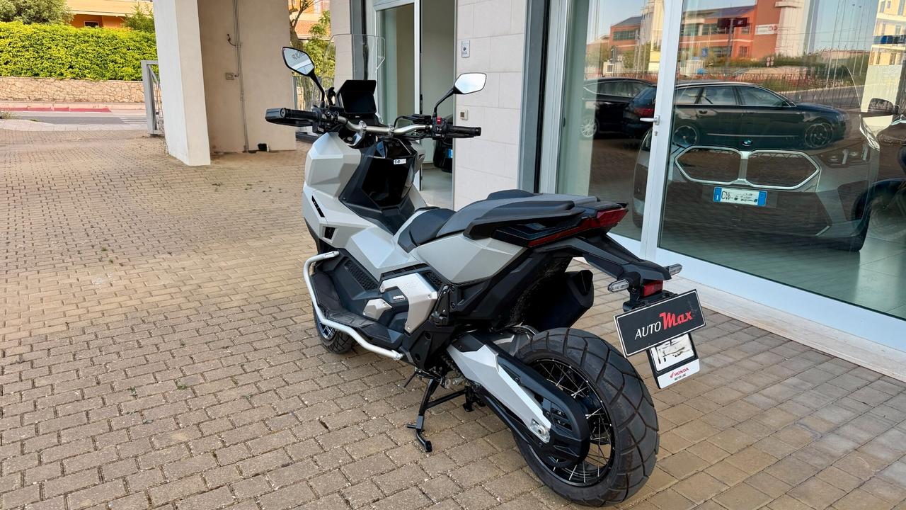 Honda X-ADV 750