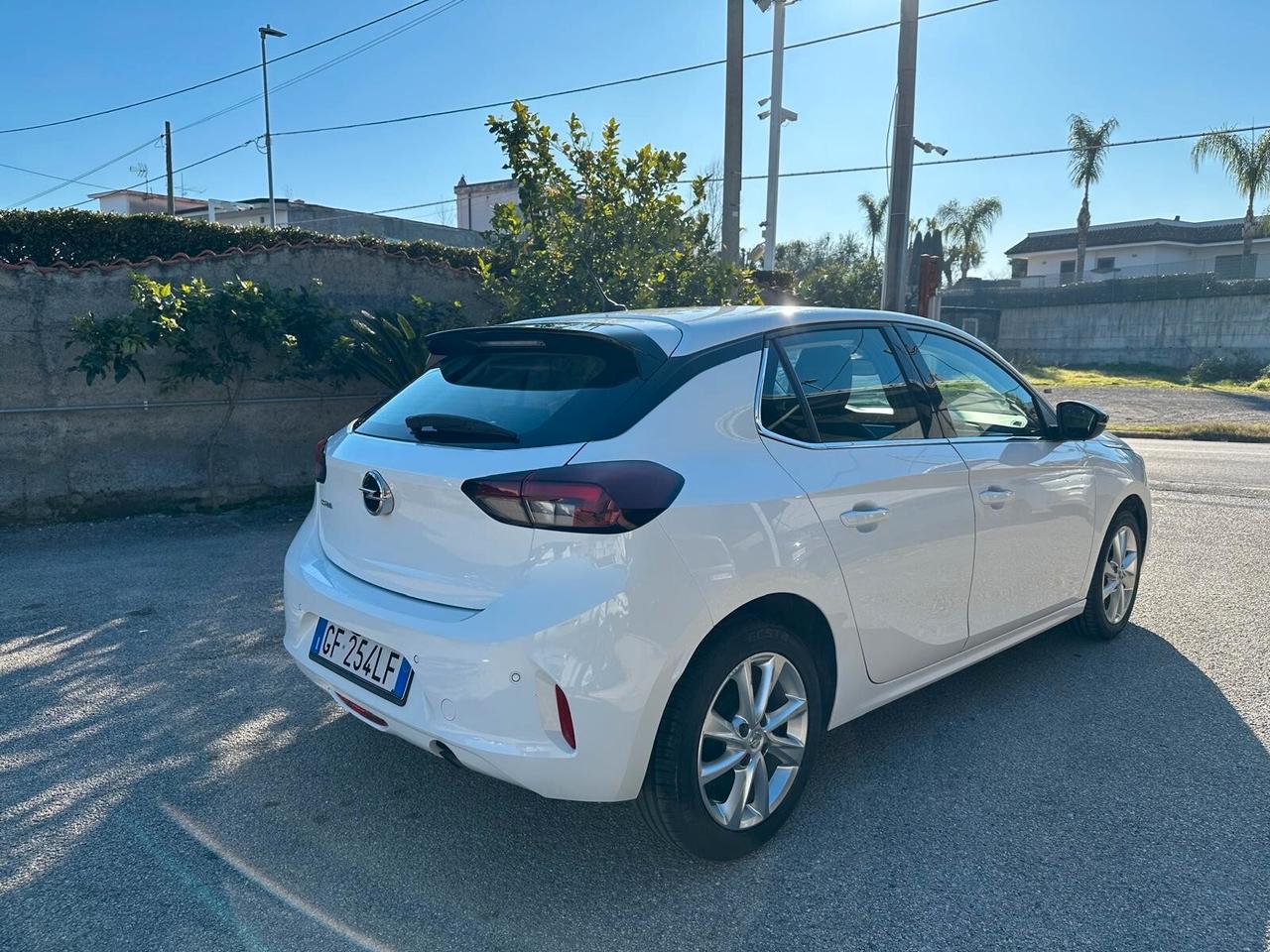 Opel Corsa 1.2 Elegance