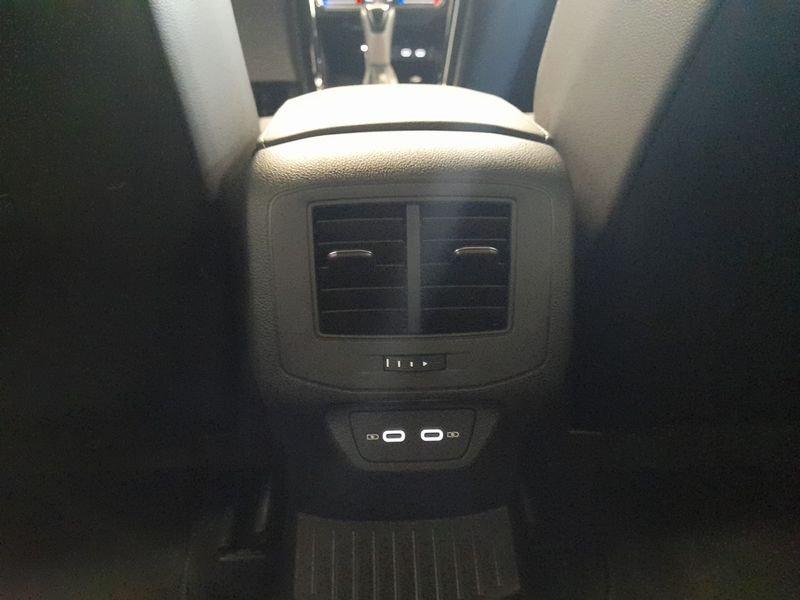 Volkswagen T-Roc T-Roc 2.0 tdi R-Line Plus 150cv dsg