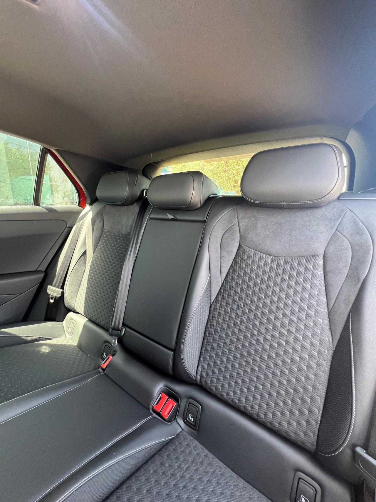 Volkswagen T-Roc 1.5 eTSI ACT 150 CV DSG R-Line - possibilità noleggio no scoring