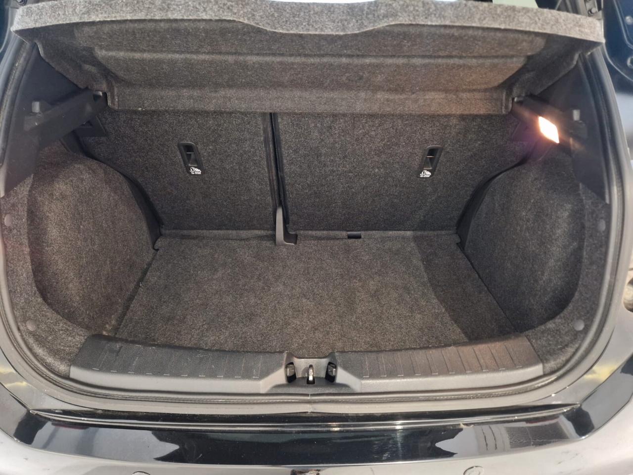 Nissan Micra 1.5 dCi 8V 5 porte Tekna