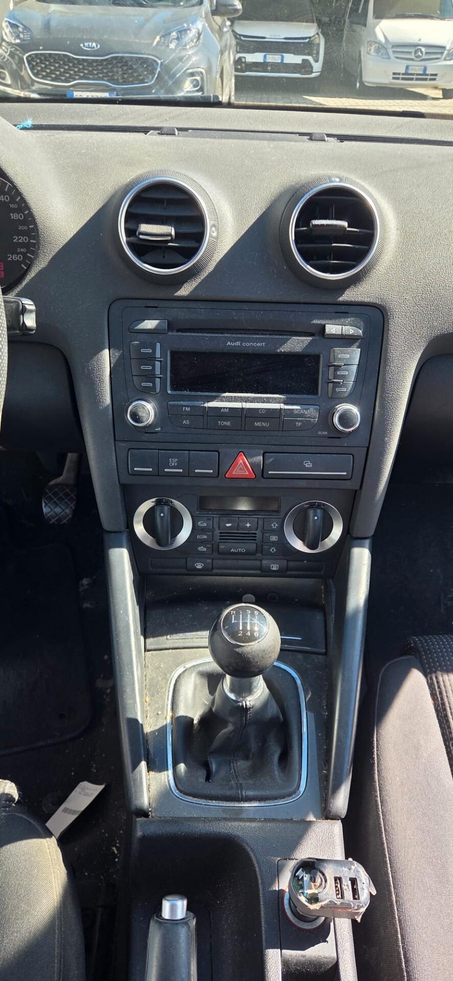 Audi A3 1.6 FSI 115CV GPL 3 PORTE