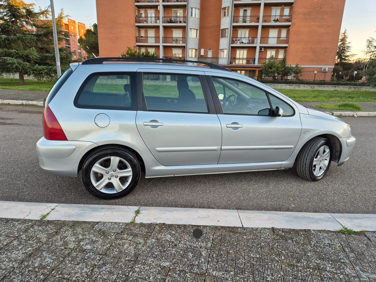 Peugeot 307 1.6 16V HDi 110CV anno 05