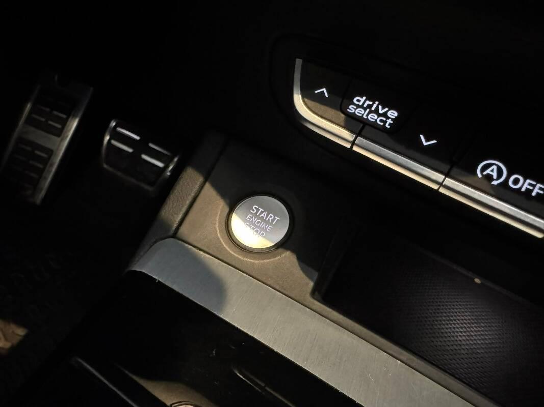 Audi Q5 40 2.0 tdi mhev 12V S line quattro s-tronic