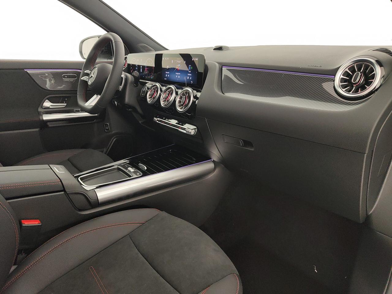 Mercedes-Benz GLA 200 d