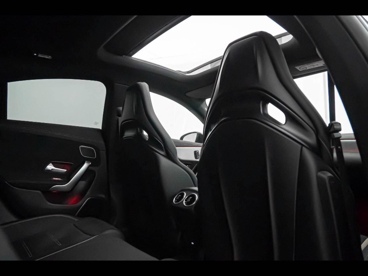 Mercedes-benz CLA 45 AMG S 4Matic+ Line Premium Plus