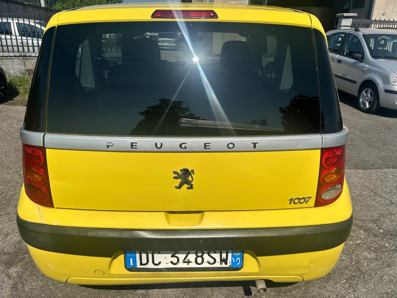 Peugeot 1007 1400 benzina 75cv automatica