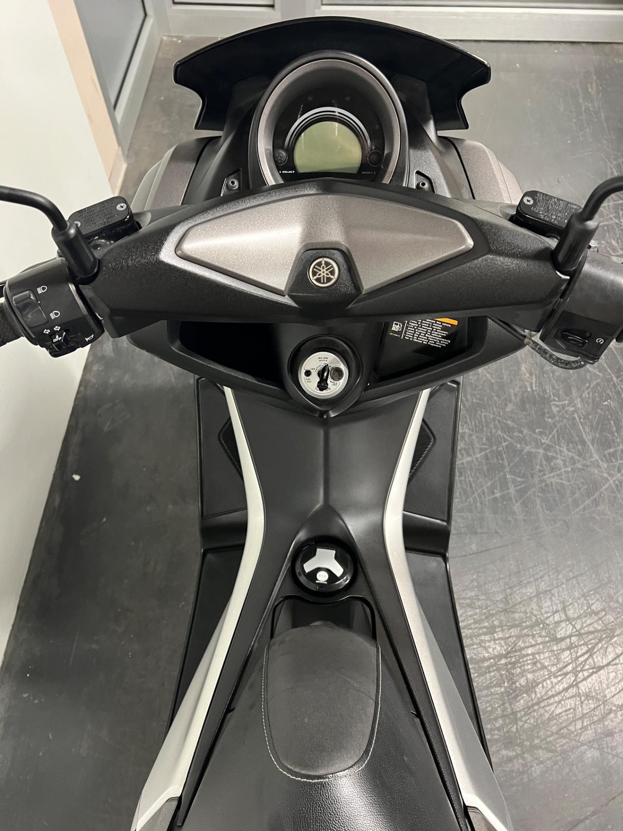 Yamaha Nmax 155