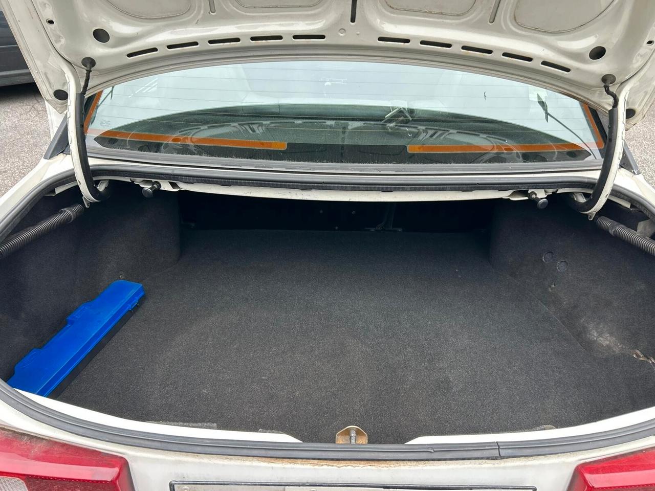 Ford Sierra 2.0i turbo 16V 4p. RS Cosworth Executive