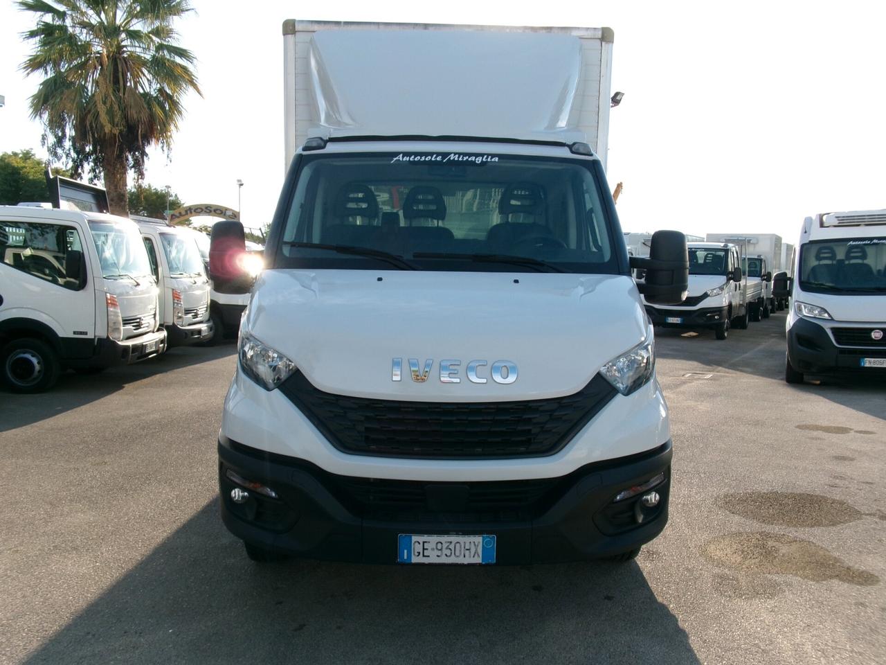 Iveco Daily 35C18 3000 180CV FURGONE IN LEGA NIDO D'API 4.40M