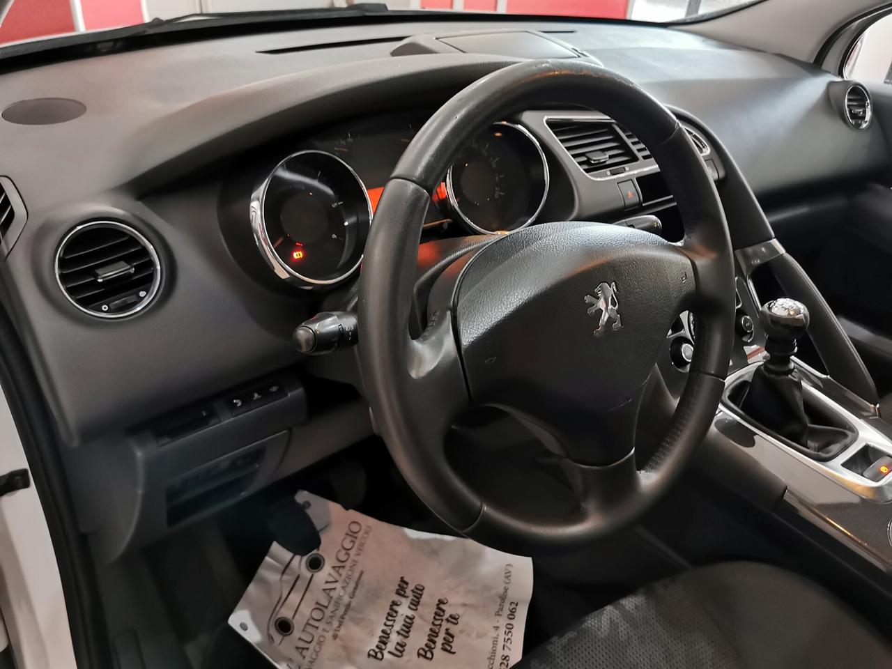 Peugeot 3008 1.6 HDi 112CV Active AUTOCARRO