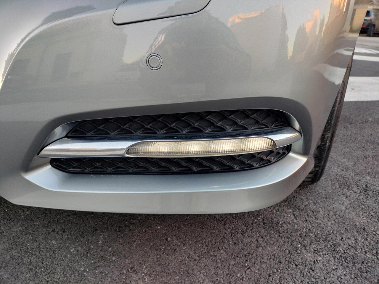 Mercedes-benz E 220 CDI BlueEFFICIENCY Avantgarde 156.000km