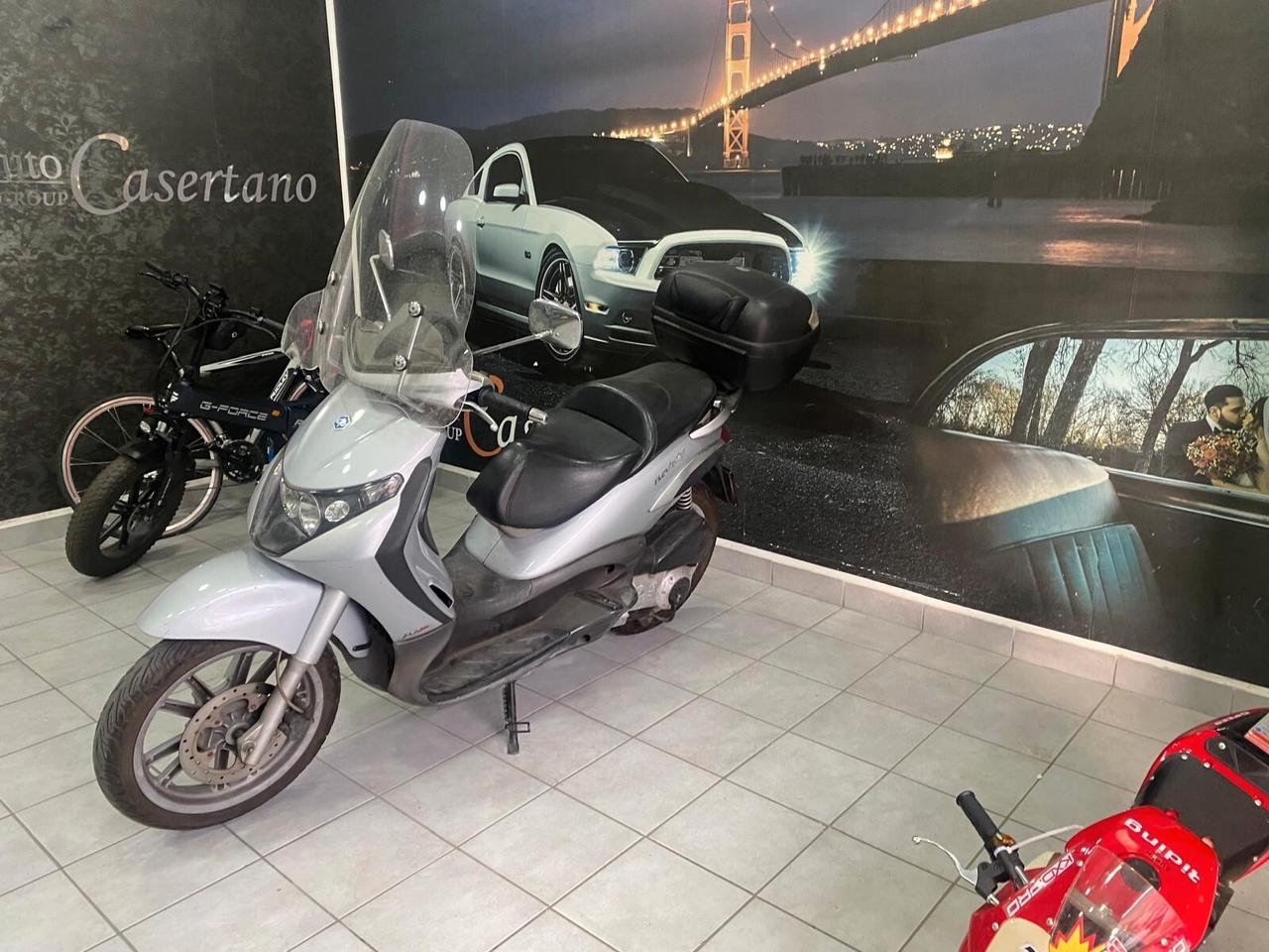 Piaggio Beverly 250 i.e.