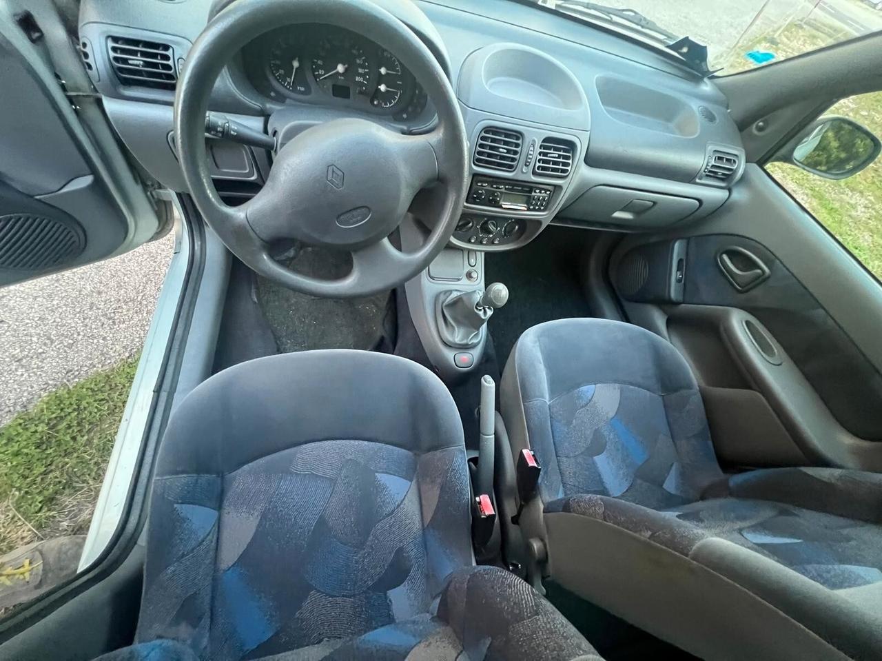 Renault Clio 1.2 cat 5 porte RT