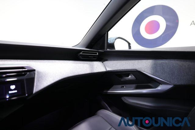 PEUGEOT 3008 HYBRID 136 E-DCS6 ALLURE FULL LED