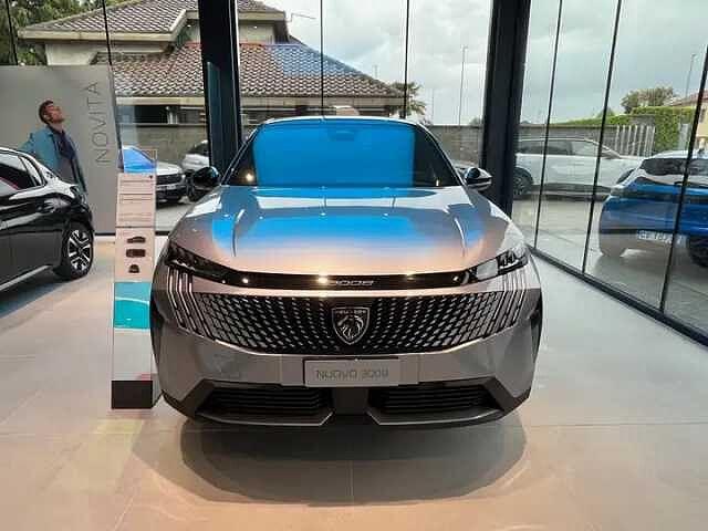Peugeot 3008 MHEV 1.2 Hybrid 136cv e-DCS6 GT Pronta Consegna