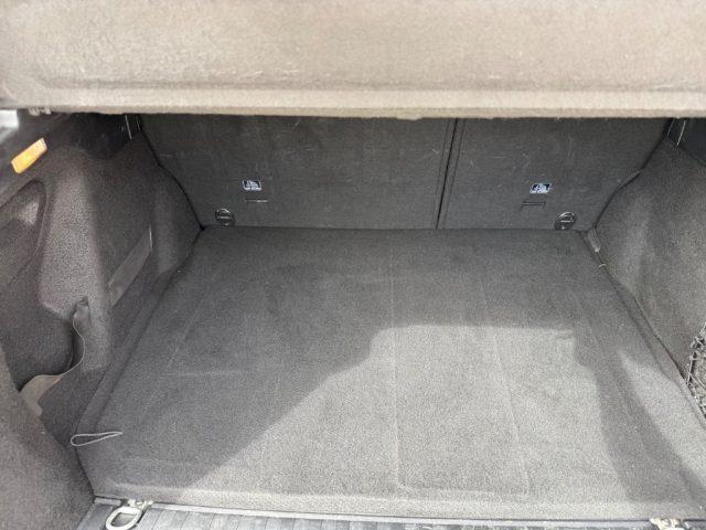 PEUGEOT 2008 BlueHDi 100 Style GARANZIA