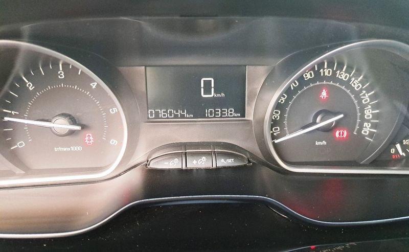 Peugeot 208 BlueHDi 75 S&S 5 porte Active