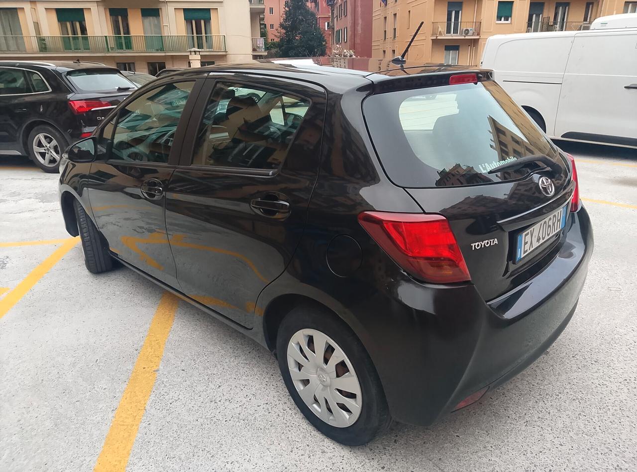 Toyota Yaris 1.4 D-4D 5 porte Active