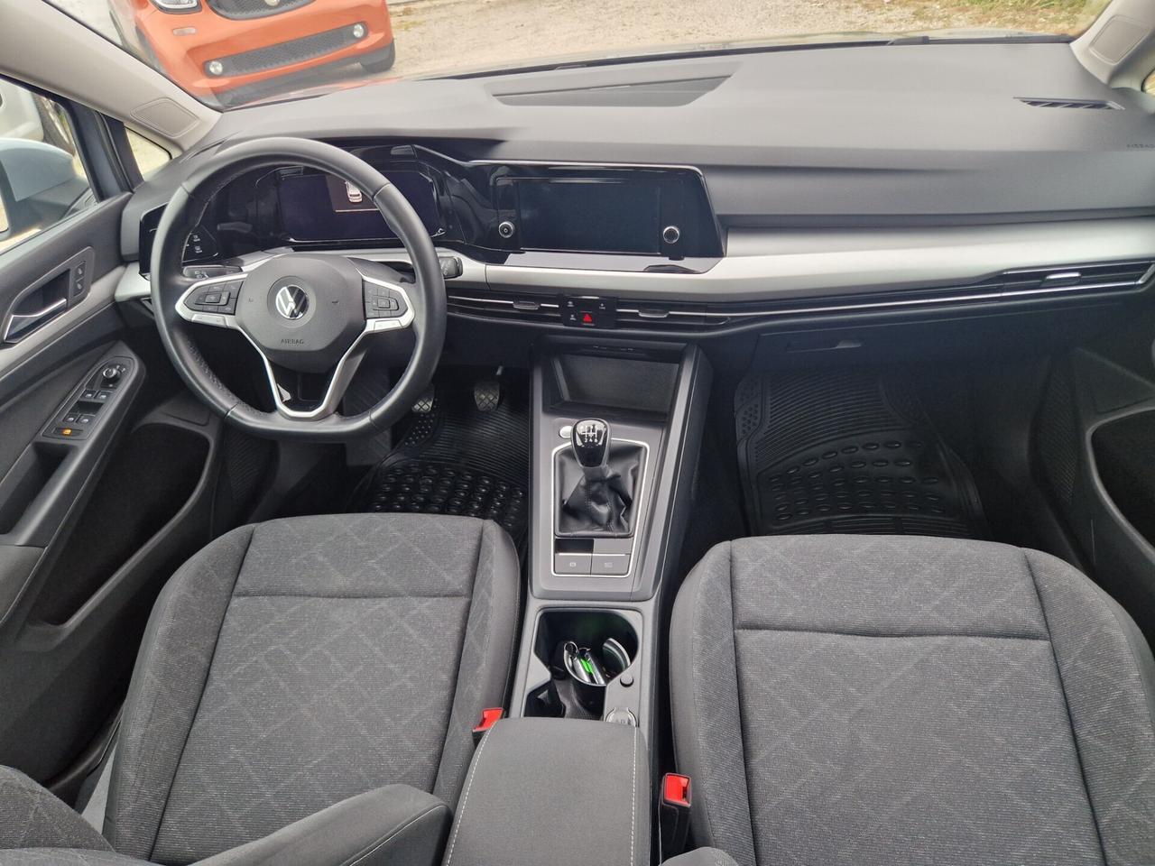 Volkswagen Golf 8 2.0 Tdi 85 Kw 115 Cv - 2020
