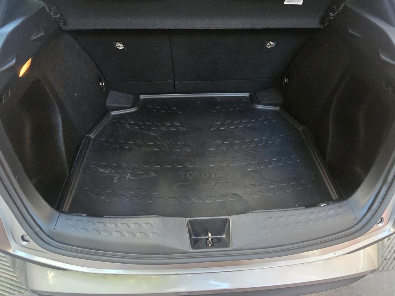 Toyota C-HR 1.8 Hybrid E-CVT Trend - UNICO PROPRIETARIO