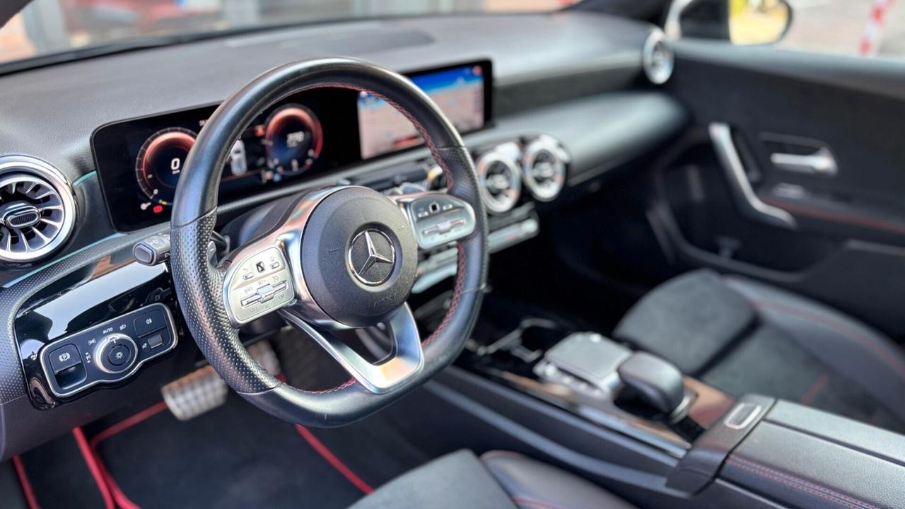 Mercedes-benz A 180d Premium
