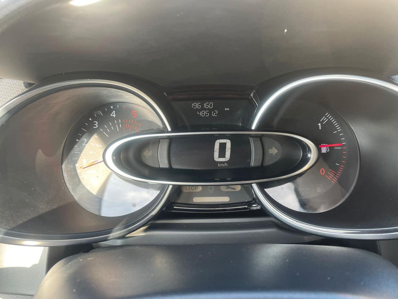 Renault Clio dCi 8V 75 CV Start&Stop 5 porte Energy Intens