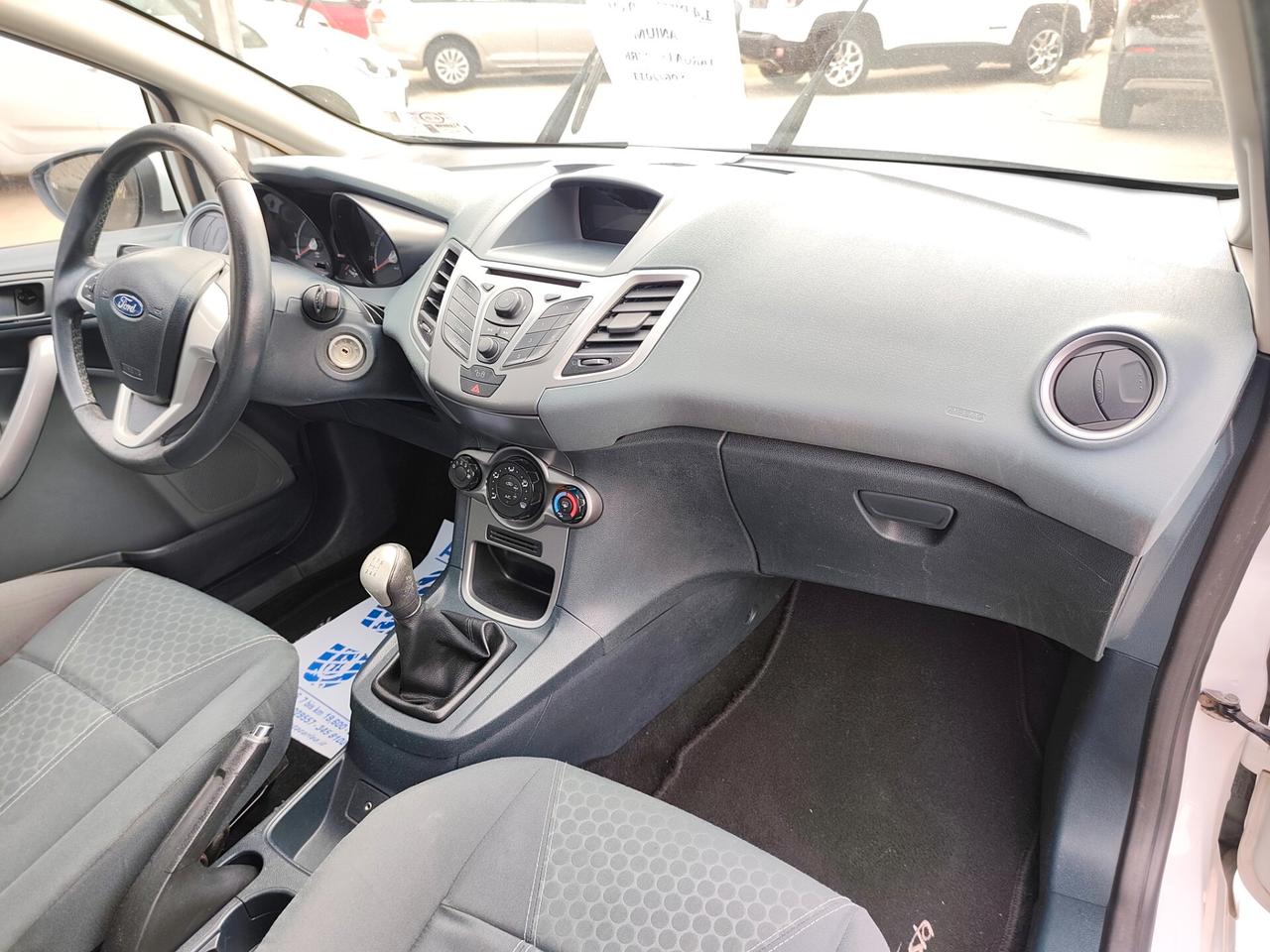 Ford Fiesta 1.4 TDCi 5p. Titanium
