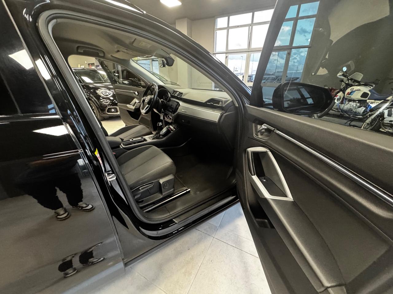 AUDI Q3 MY2019 2.0 TDI 150CV STRONIC SPORT EDITION