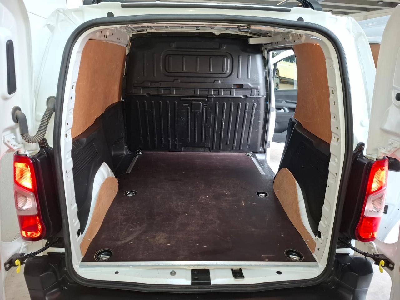 Fiat Doblò van blue hdi 1.5